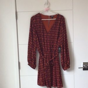EXPRESS, L, burnt orange & navy DRESS, NWT